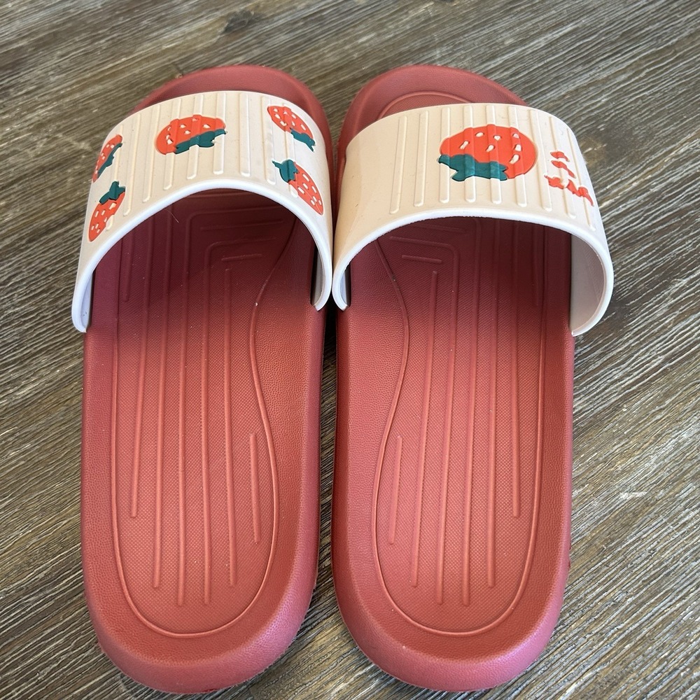 Strawberry EVA Slide Sandals Women's EU 38-39 US 7.5-8 White Red Summer - Picture 4 of 4